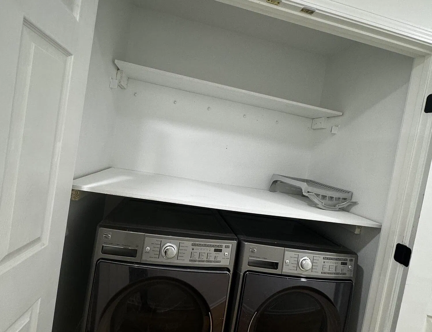 3 bed, 2.5 bath, 1468 sqft, $2,100 — Photo 4