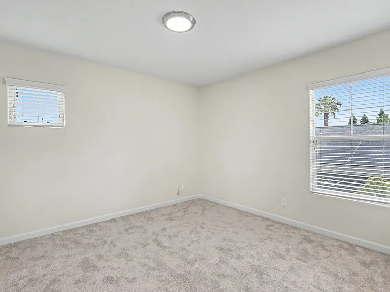 808 Lenzen Ave #107 — Photo 30