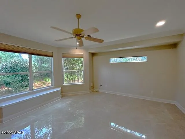 1415 Baytowne Cir E — Photo 8