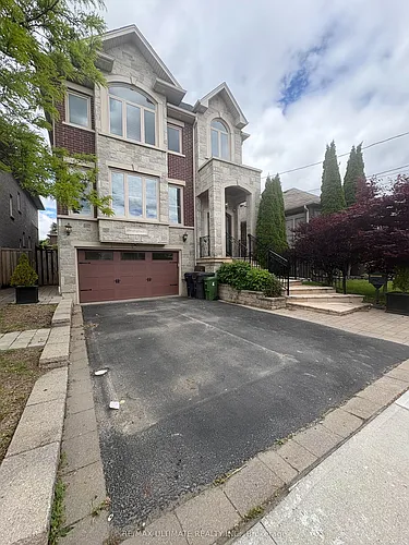 1166 Glengrove Ave W #2 Photo 1