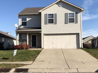 1835 Long Lake Dr, Greenwood, IN 46143
