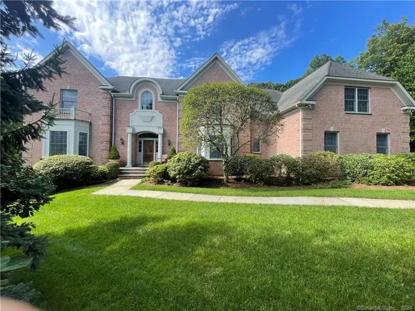 218 South Lake Drive, Stamford, CT 06903