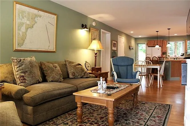 103 Ocean Ave — Photo 3