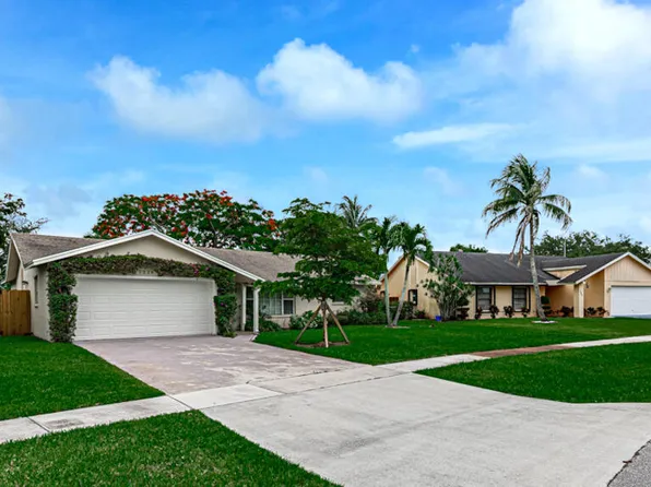 1226 Rowayton Circle, Wellington, FL 33414
