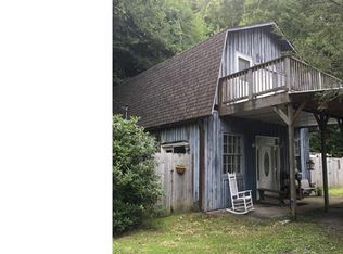 15444 Cruso Rd, Canton, NC 28716