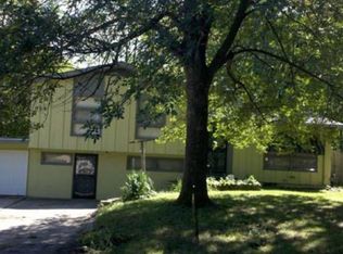 9611 Fremont Ave, Kansas City, MO 64134