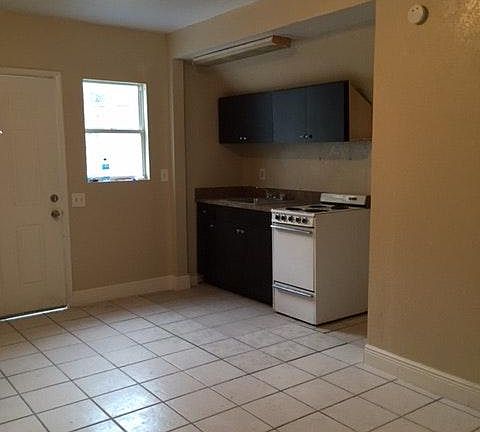 2nd image of 1403 College Park Ct