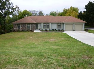 6810 Renner Rd, Shawnee, KS 66217