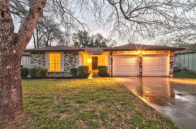 1st image of 815 Cactus Dr