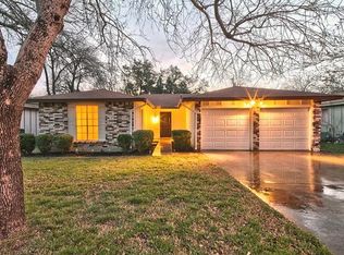 815 Cactus Dr, Round Rock, TX 78681