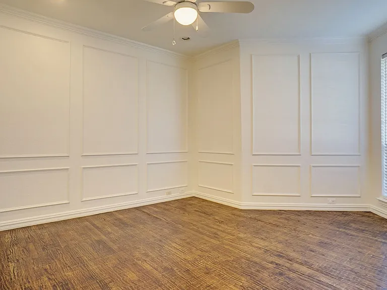 1307 Normandy Dr — Photo 17