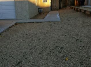 7229 Murray Ln APT B, Yucca Valley, CA 92284