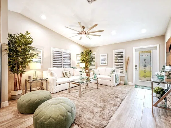 883 Reef Point Cir #Id1696947p, Naples, FL 34108