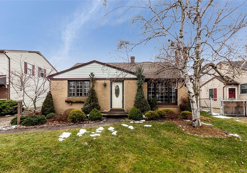 1st image of 255 Zoerb Ave