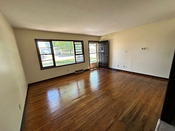 2nd image of 73 Faircrest Dr