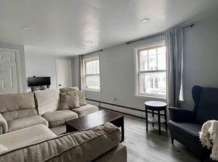 132 W 4th St #2, Frederick, MD 21701