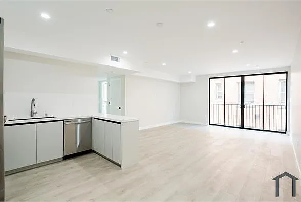 1846 N Cherokee Ave #202 — Photo 4