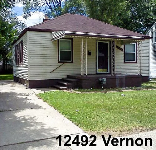 12492 Vernon Ave photo 1