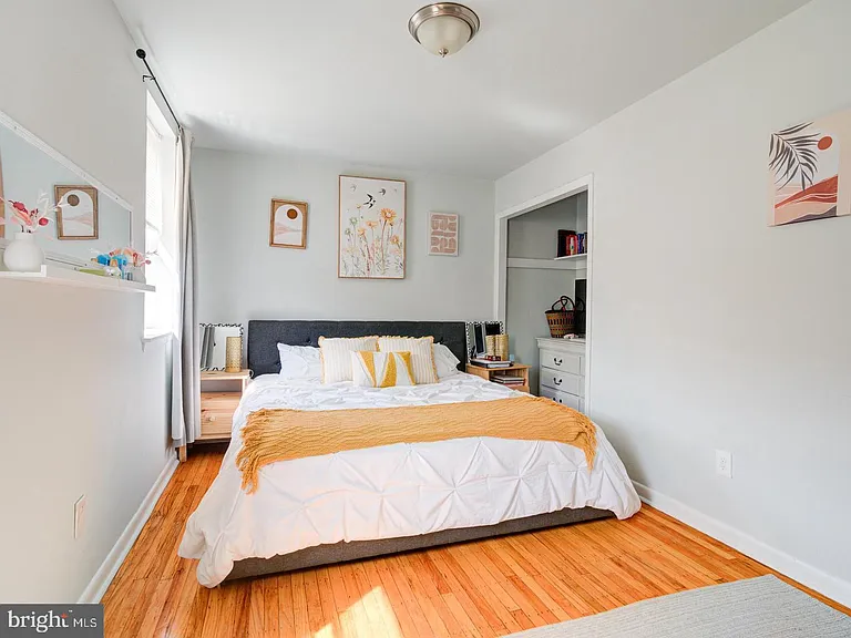 539 N 33rd St #2 — Photo 5