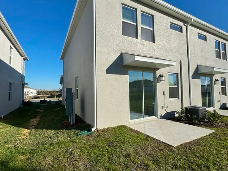2736 Pierr St — Photo 13
