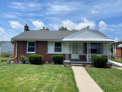 28027 Hollywood St, Roseville, MI, 48066