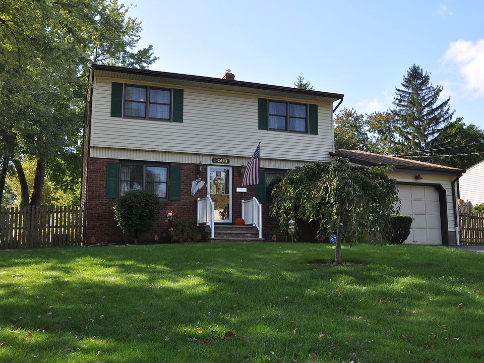 4 Ivy Ct.