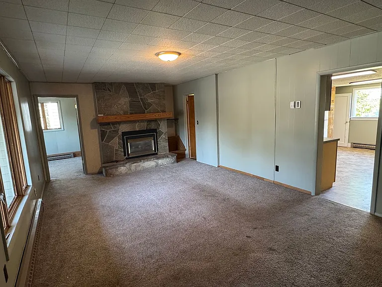 506 N Grand Ave — Photo 3