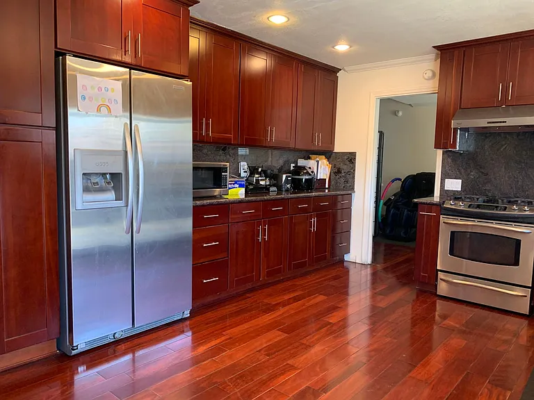 6171 Tracel Dr — Photo 5