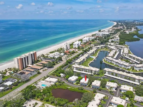 527 Sutton Pl, Longboat Key, FL 34228