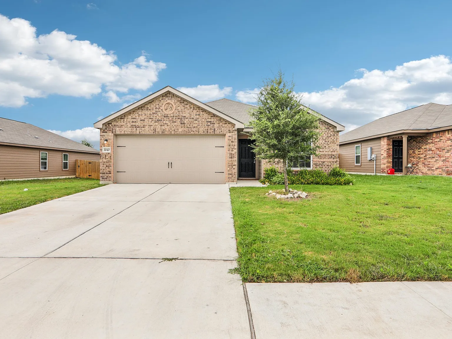 3 bed, 1525 sqft, $1,695 — Photo 2