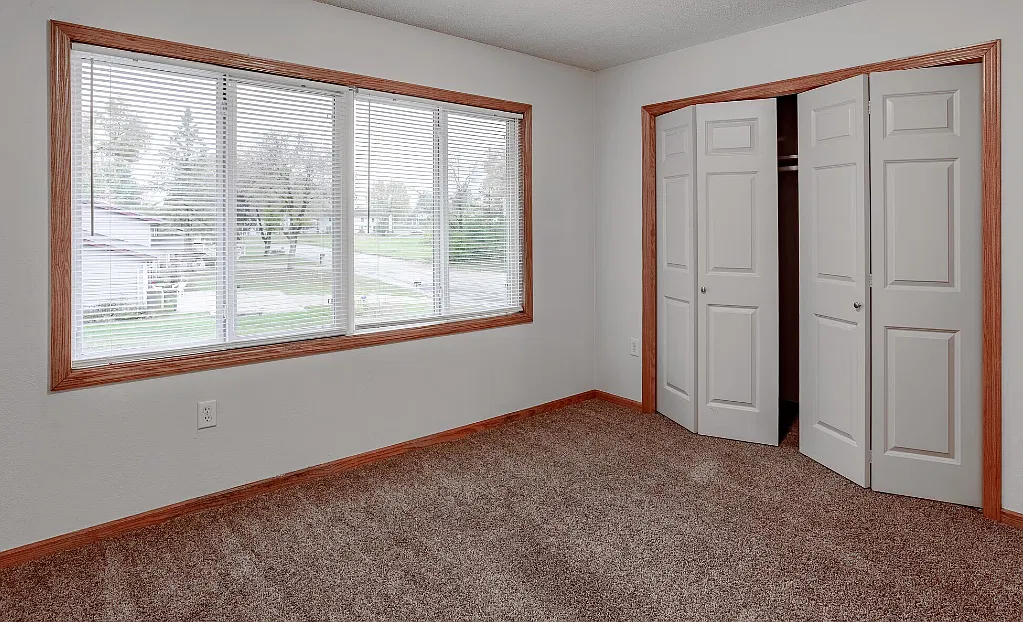 Milaca Apartments — Photo 4
