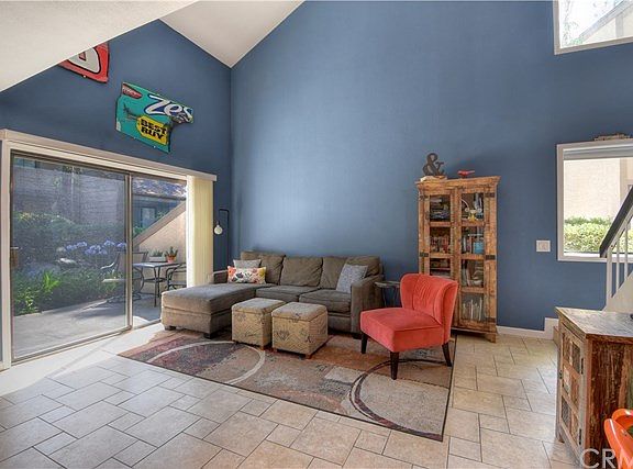 4th image of 513 Lazy Creek Cir #111