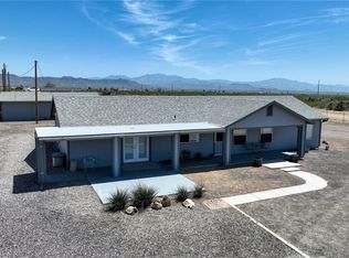 990 S La Osa Rd, Golden Valley, AZ 86413