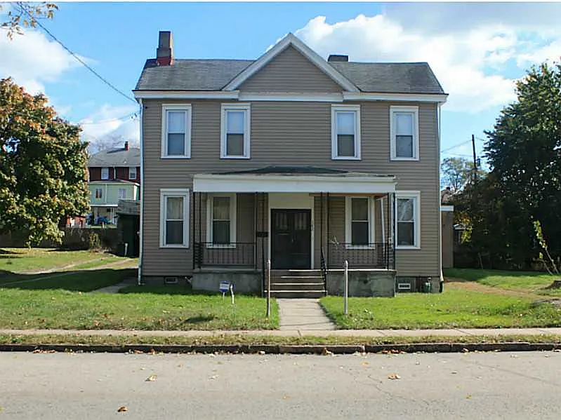 142 W 15th Ave photo 1