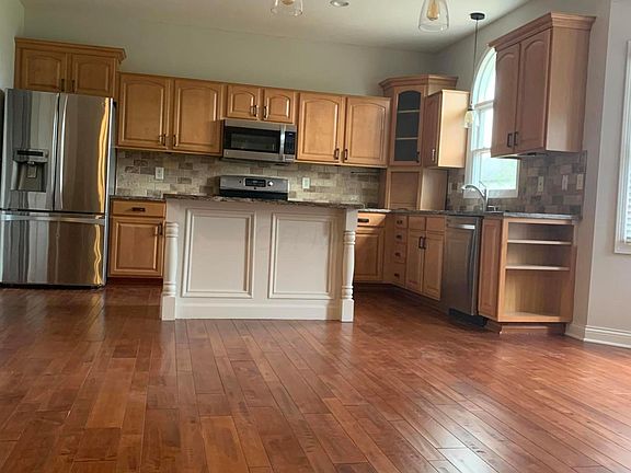 5th image of 519 Bellfrey Ct