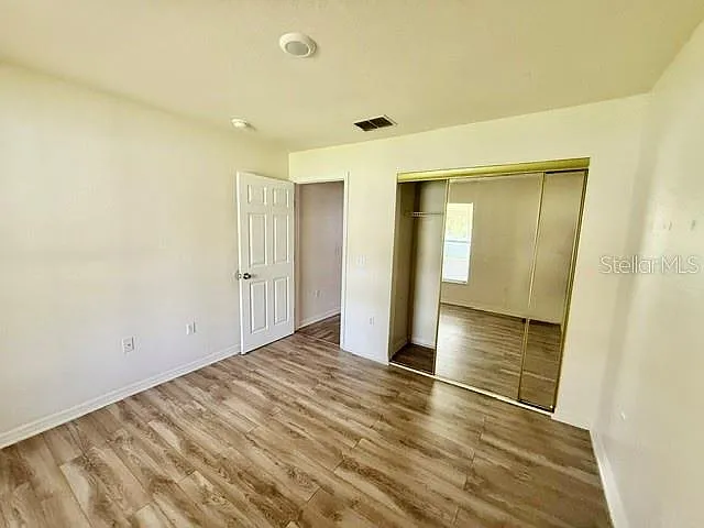 1157 Normandy Dr — Photo 12