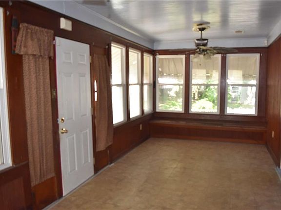 5th image of 1202 Claiborne Dr