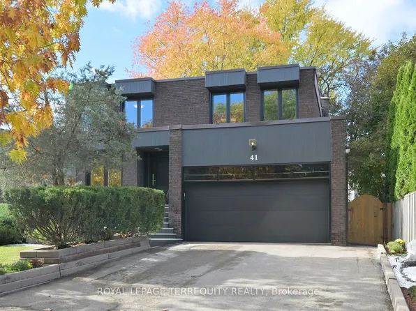 41 Beardmore Cres, Toronto, ON M2K 2P3
