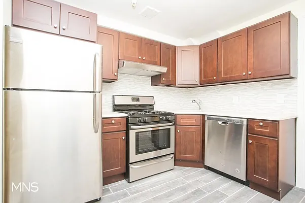 Rented by MNS | media 31