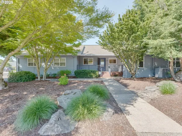 2125 NW Michelbook Ln, McMinnville, OR 97128
