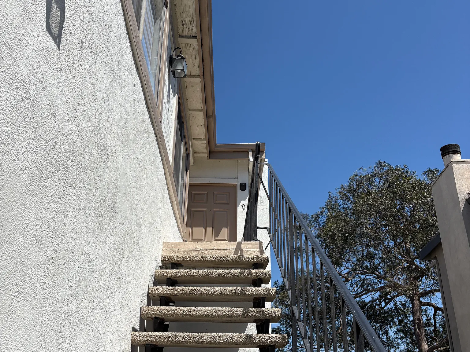 2 bed, 1100 sqft, $3,750 — Photo 3