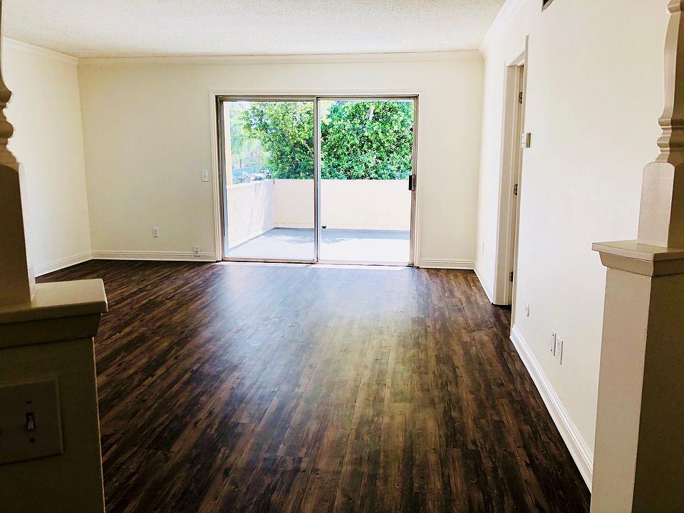 1st image of 724 N Louise St #6