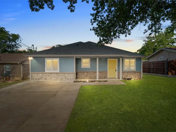2417 Putnam St, Fort Worth, TX 76112