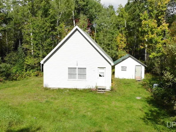 25094 Livingston Rd, Ewen, MI 49925