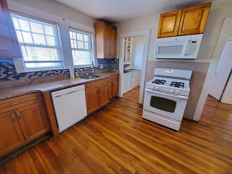 1575 Centre St #1 — Photo 7