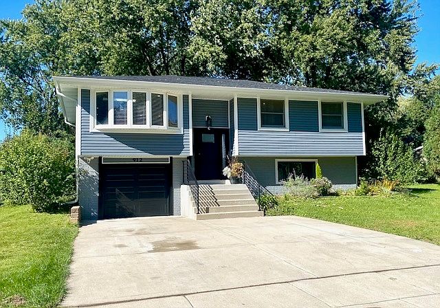 1st image of 912 Cornell Ln