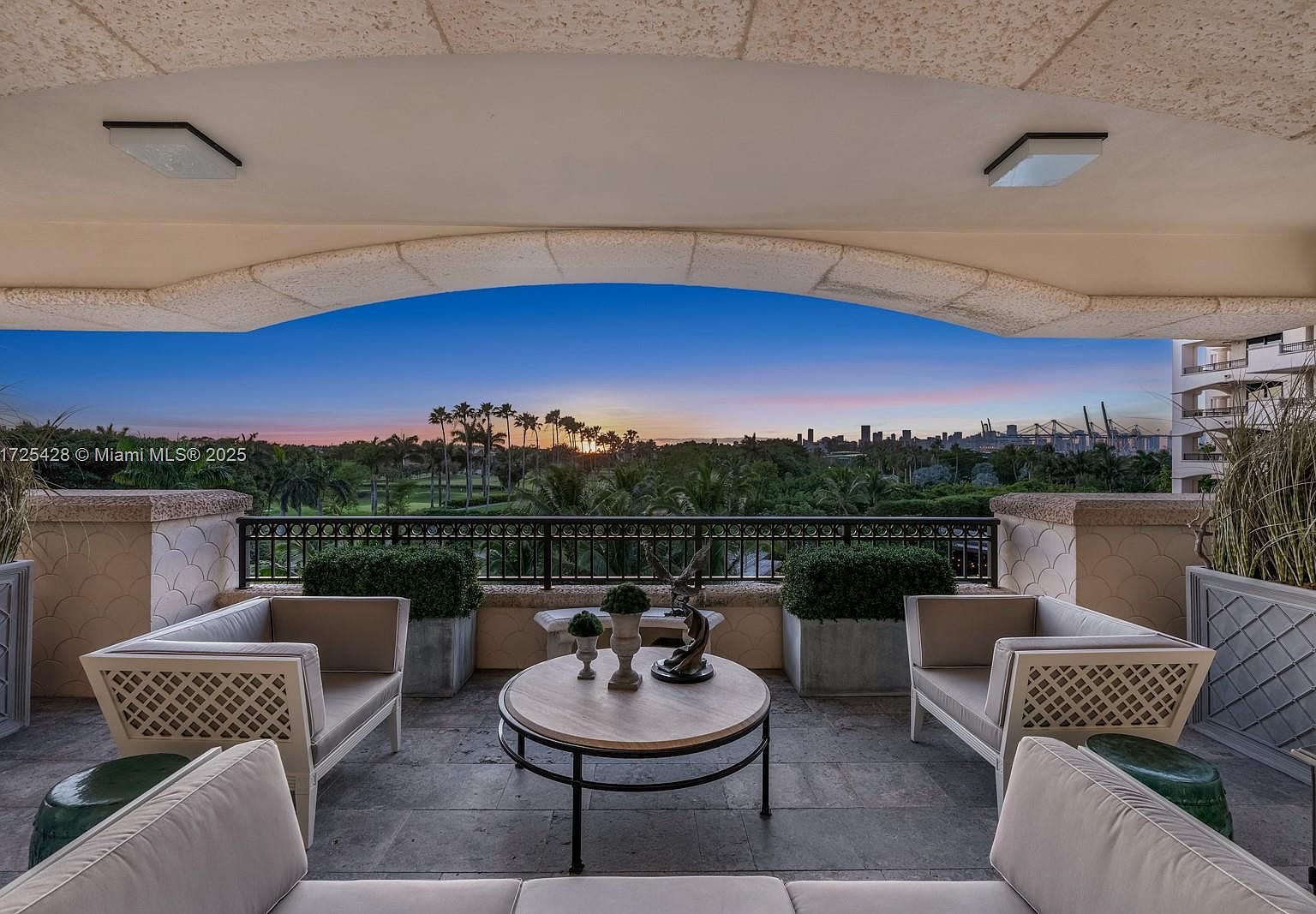 7041 Fisher Island Dr #7041