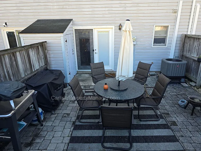 57 W Cabin Hollow Rd #4 — Photo 3