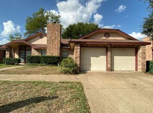 211 Iberis Dr, Arlington, TX 76018