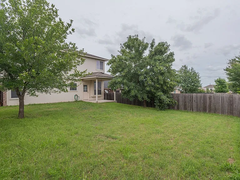 516 Sweet Leaf Ln — Photo 17